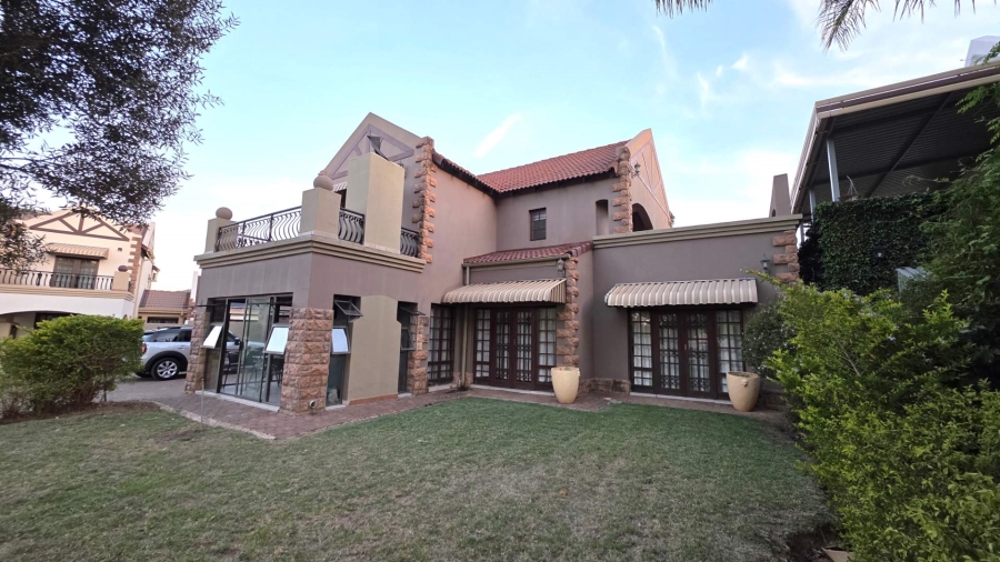 3 Bedroom Property for Sale in Meerhof North West